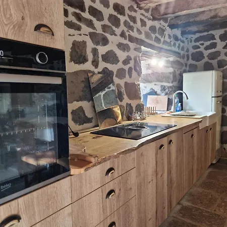 بيت للعطل Le Domaine Eugenie *