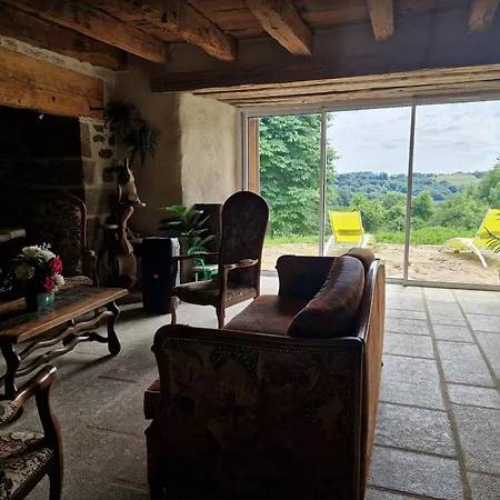 Le Domaine Eugenie بيت للعطل